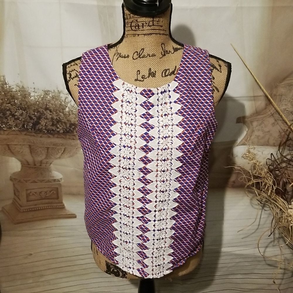 C. Luce Top Size M